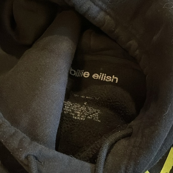 Billie Eilish Happier Than Ever Tour 2022 Hoodie Small. Front Pocket Sweatshirt. - Picture 6 of 6